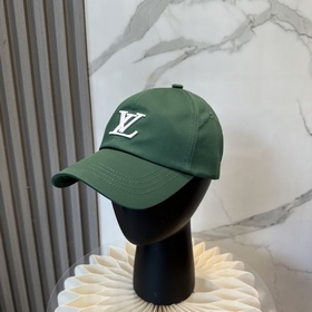 Бейсболка Louis Vuitton — новая модель