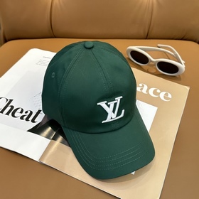 Бейсболка Louis Vuitton — новая модель