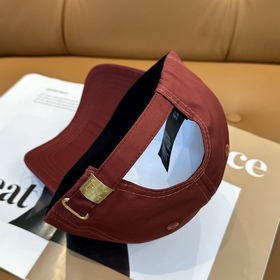 Бейсболка Louis Vuitton — новая модель