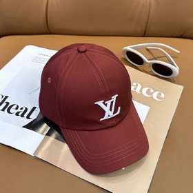 Бейсболка Louis Vuitton — новая модель