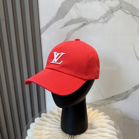Бейсболка Louis Vuitton — новая модель