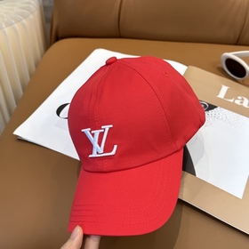 Бейсболка Louis Vuitton — новая модель