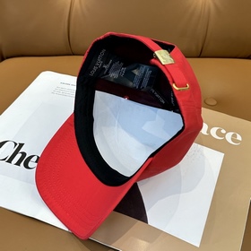 Бейсболка Louis Vuitton — новая модель