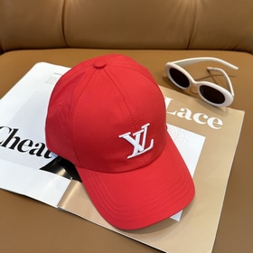 Бейсболка Louis Vuitton — новая модель