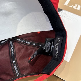 Бейсболка Louis Vuitton — новая модель