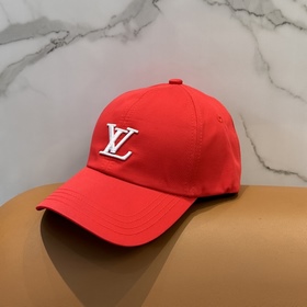 Бейсболка Louis Vuitton — новая модель