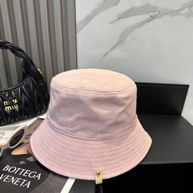 На официальном сайте LV Louis Vuitton 
