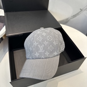 На официальном сайте LV Louis Vuitton 