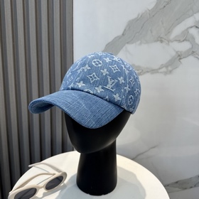 На официальном сайте LV Louis Vuitton