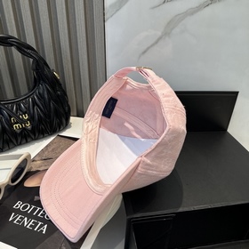 На официальном сайте LV Louis Vuitton 