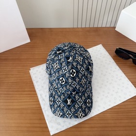 Бейсболка Louis Vuitton — новая модель