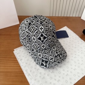 Бейсболка Louis Vuitton — новая модель