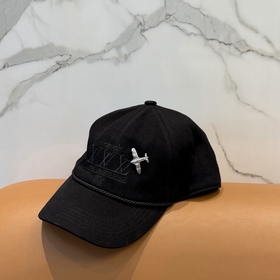 На официальном сайте LV Louis Vuitton 