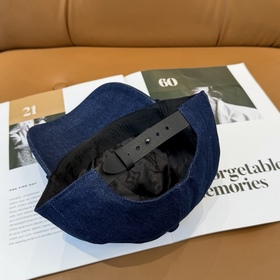 На официальном сайте LV Louis Vuitton 