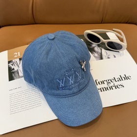 На официальном сайте LV Louis Vuitton 