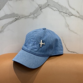 На официальном сайте LV Louis Vuitton 