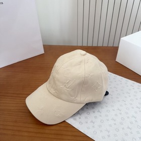 Бейсболка Louis Vuitton — новая модель