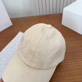 Бейсболка Louis Vuitton — новая модель