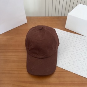 Бейсболка Louis Vuitton — новая модель