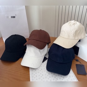 Бейсболка Louis Vuitton — новая модель