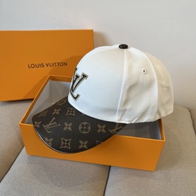 Бейсболка Louis Vuitton — новая модель