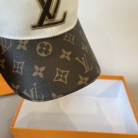 Бейсболка Louis Vuitton — новая модель