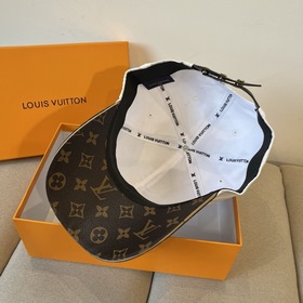 Бейсболка Louis Vuitton — новая модель