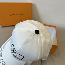 Бейсболка Louis Vuitton — новая модель