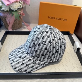 Бейсболка Louis Vuitton — новая модель