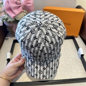 Бейсболка Louis Vuitton — новая модель