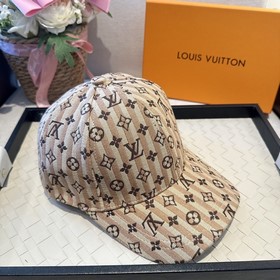 Бейсболка Louis Vuitton — новая модель