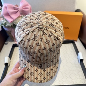 Бейсболка Louis Vuitton — новая модель