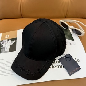 Бейсболка Louis Vuitton — новая модель