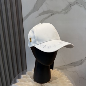 Бейсболка Louis Vuitton — новая модель