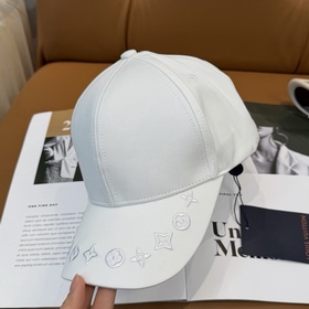 Бейсболка Louis Vuitton — новая модель