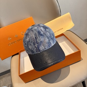 Новая бейсболка LV (Louis Vuitton) по