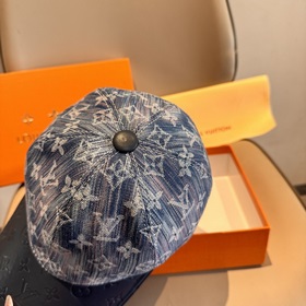 Новая бейсболка LV (Louis Vuitton) по 