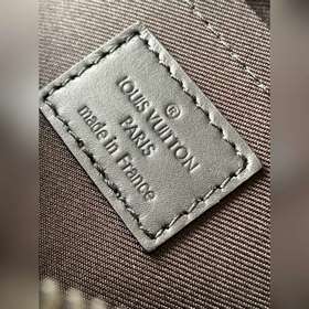 Эксклюзивная модель N82245 из кожи стр