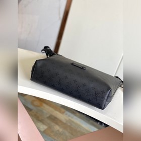 [Фотография, сделанная в уединенном до