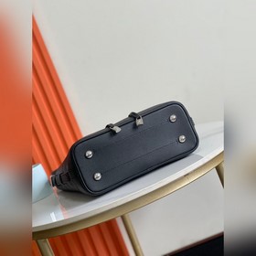 Высококачественная кожа верхнего слоя,