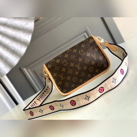 M45985 Сумка DIANE из серии подержанны