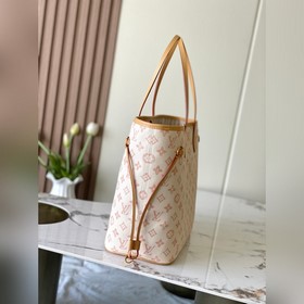 Улучшенная версия оригинальной модели 