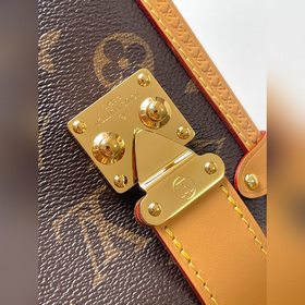 [Кожа оригинального производства с чип