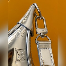 M11833 Сумка LOOP из оригинальной кож