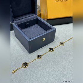 L1119 LV — большой браслет из черного 