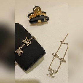 Браслет LV ICONIC TRESOR： золотой, с 