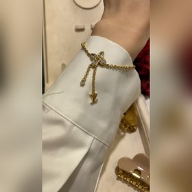 211490 Новинка дня ： браслет LV. Нова