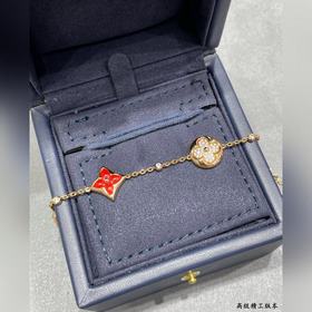 Браслет LV из красного агата с бриллиа