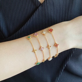 Браслет LV Small Five Flowers из колле