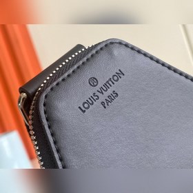 Топ-модель из оригинальной коллекции, 